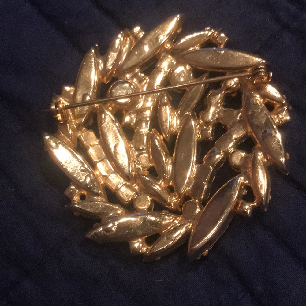 Vintage Round Rhinestone Pin - Picture 2 of 2